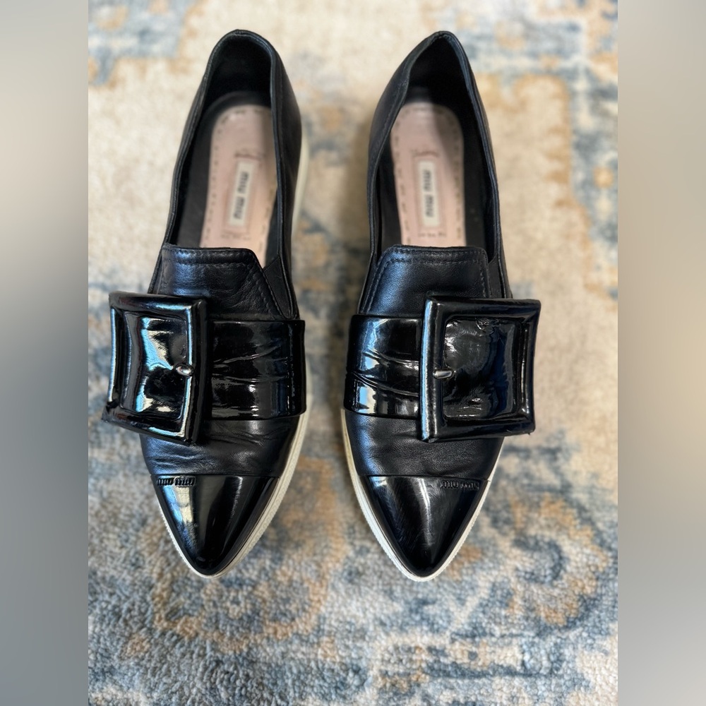 Miu Miu Elegant Black Leather Loafers Size 37/7